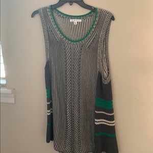 CAbi Sleeveless Trident Sweater Style #885 XL